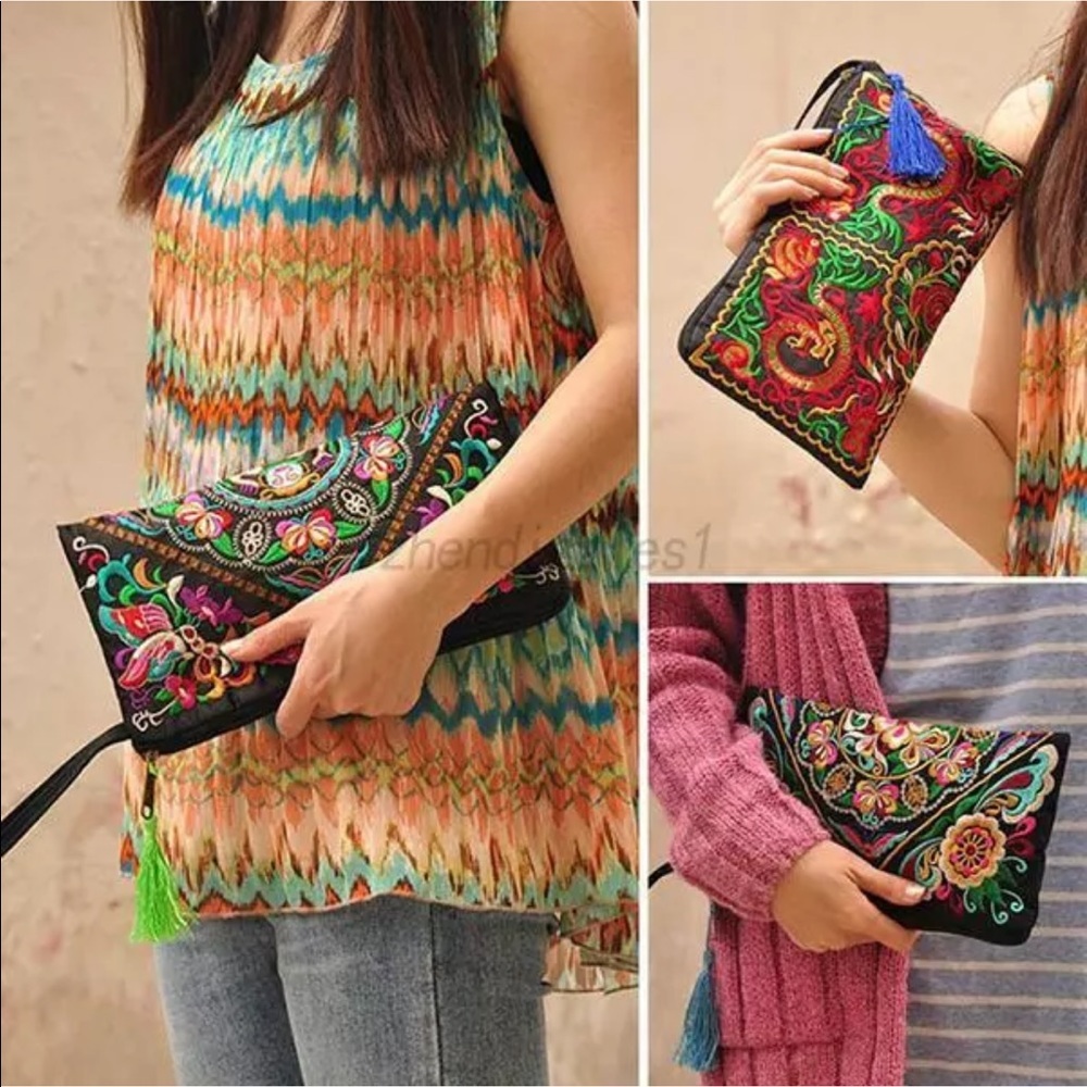 Embroidered hand bag - Picture 5 of 8
